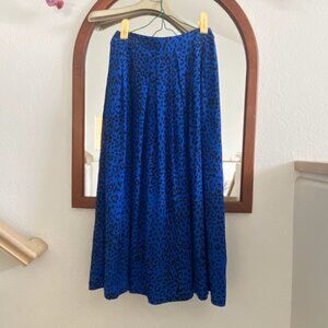 Etre Cecile Electric Blue Leopard Print Midi Skirt with Pockets, US 0 / FR 34